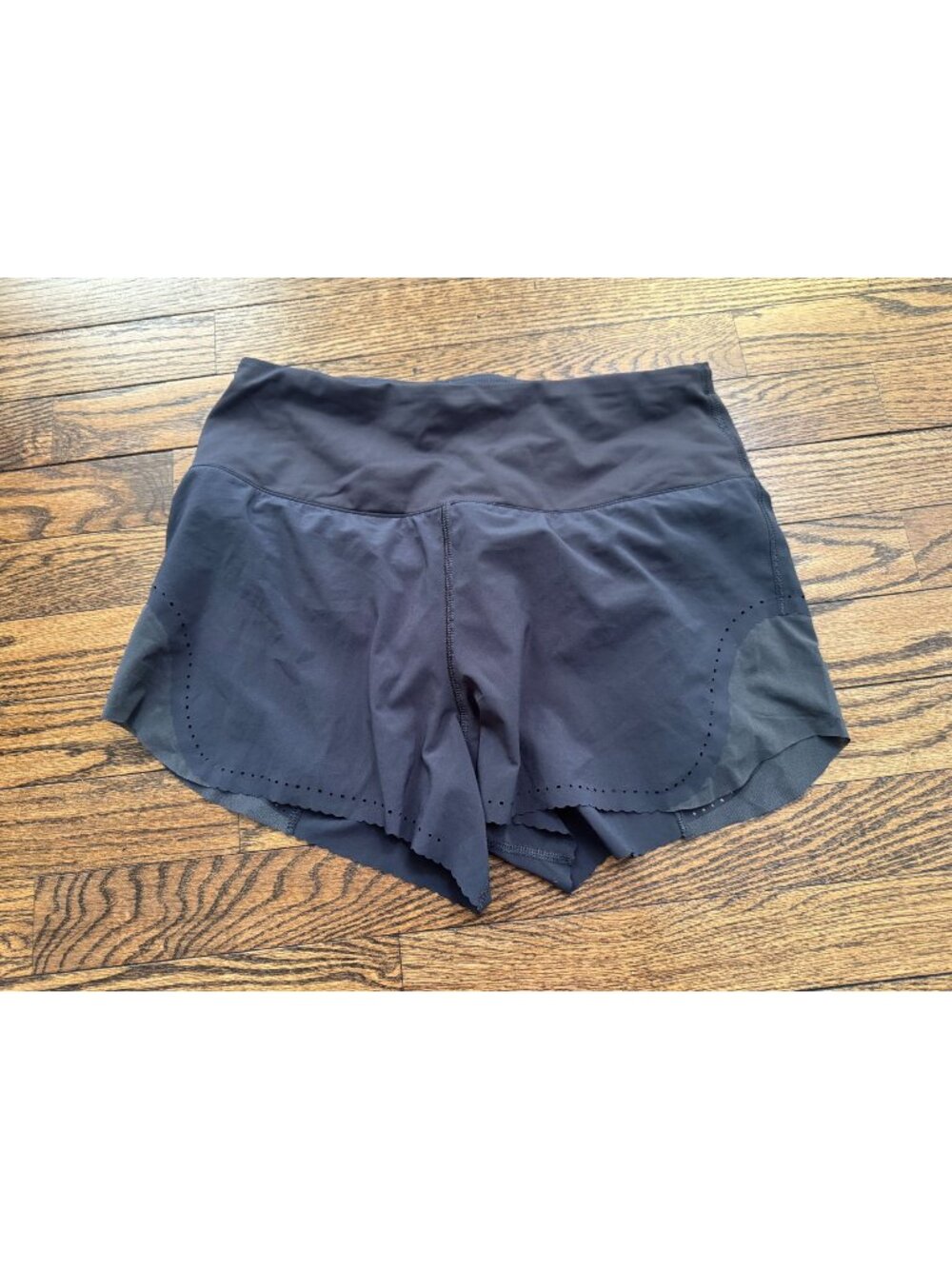 Lululemon Smooth Stride Short Blue Tied Size 4